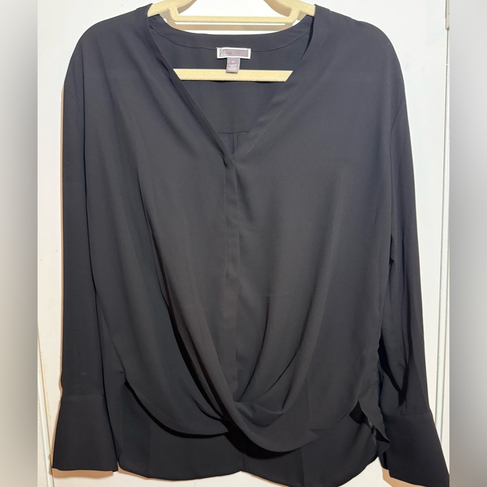 Chelsea28 black, sheer blouse gathered in the bottom front.. sz. XS